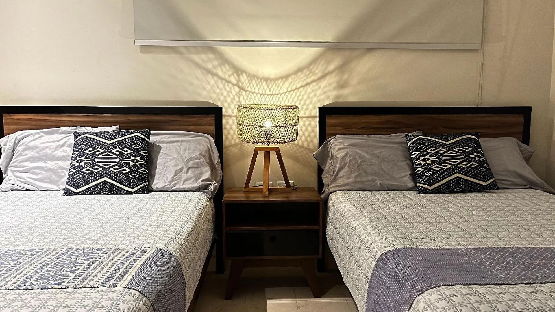 Habitacion Privada Riviera Maya, Playa Del Carmen!